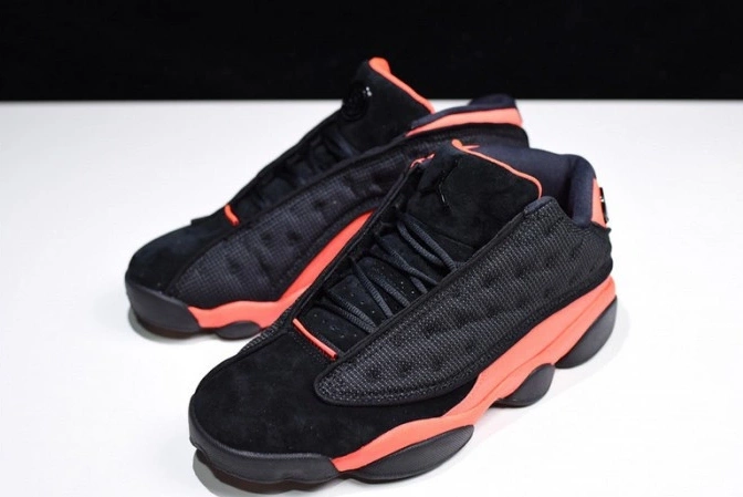 Clot Jordan Black Infrared Air Low 13 x AT3102-006 0726